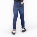 Skinny garçon en jeans