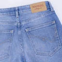 Straight garçon en jeans