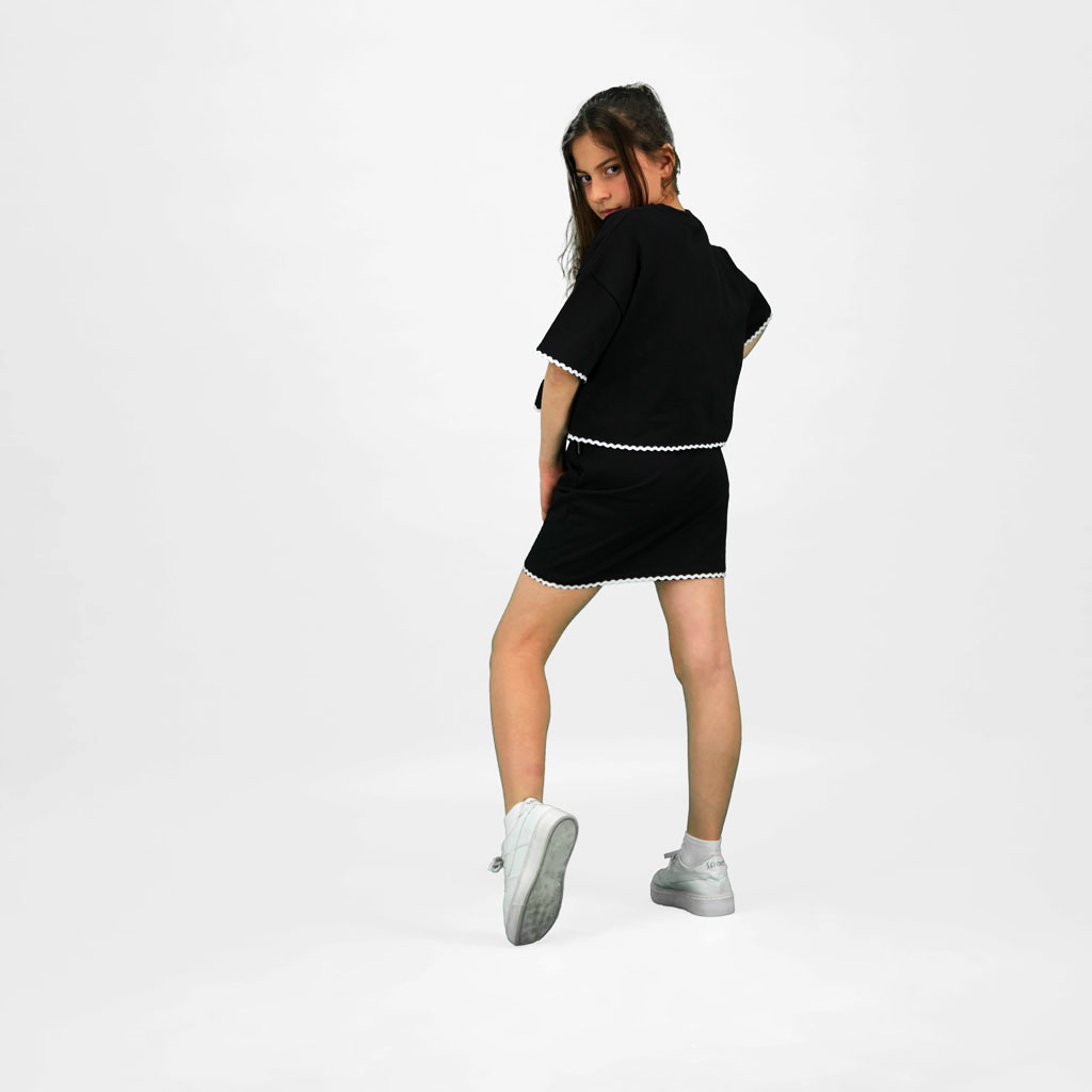 Sweat sur taille fille manches courtes  avec galant contrasté