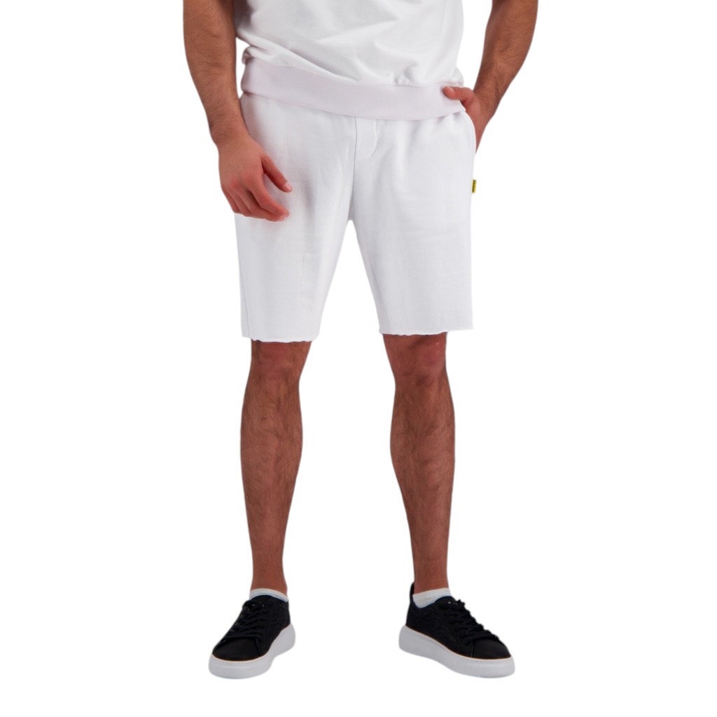 Short homme en molleton avec bord franc