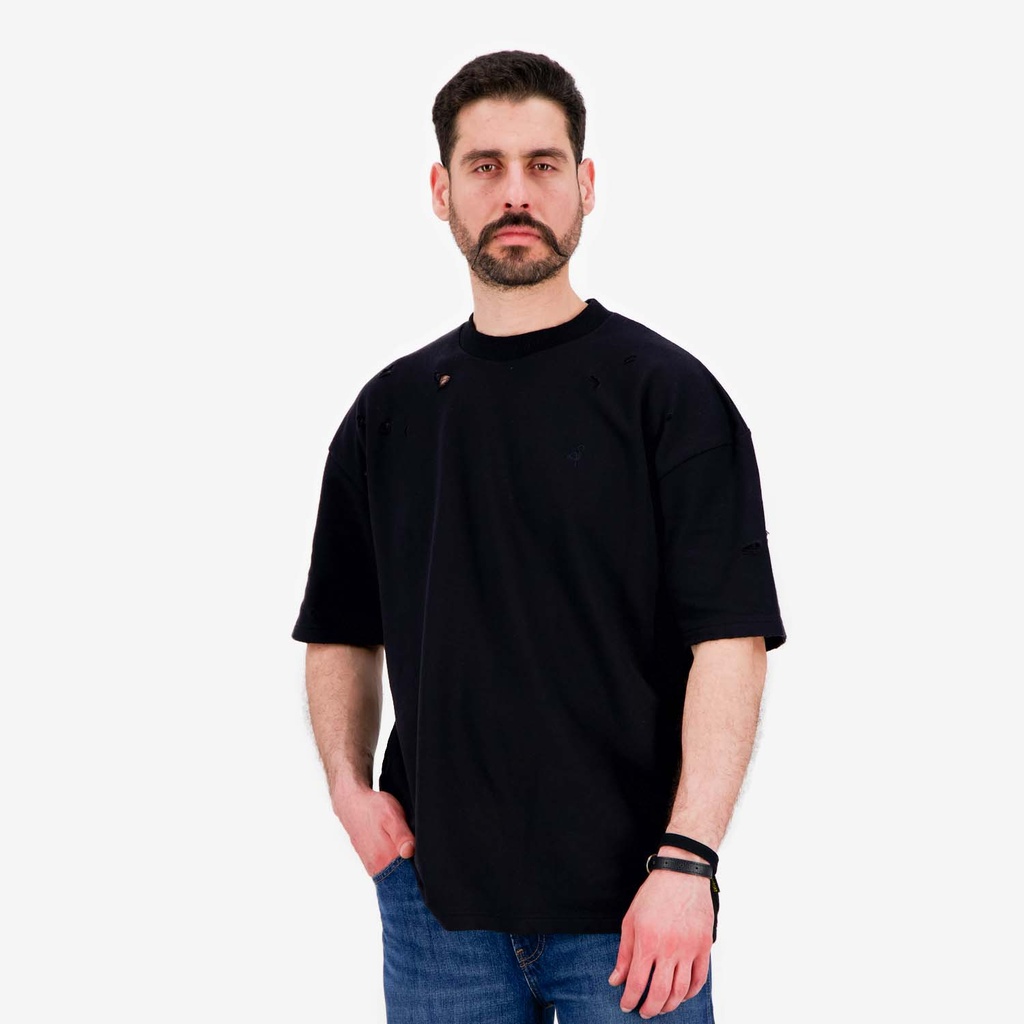 Sweat homme manches courtes avec déchirures